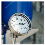 Manometr podczas próby ciśnieniowej